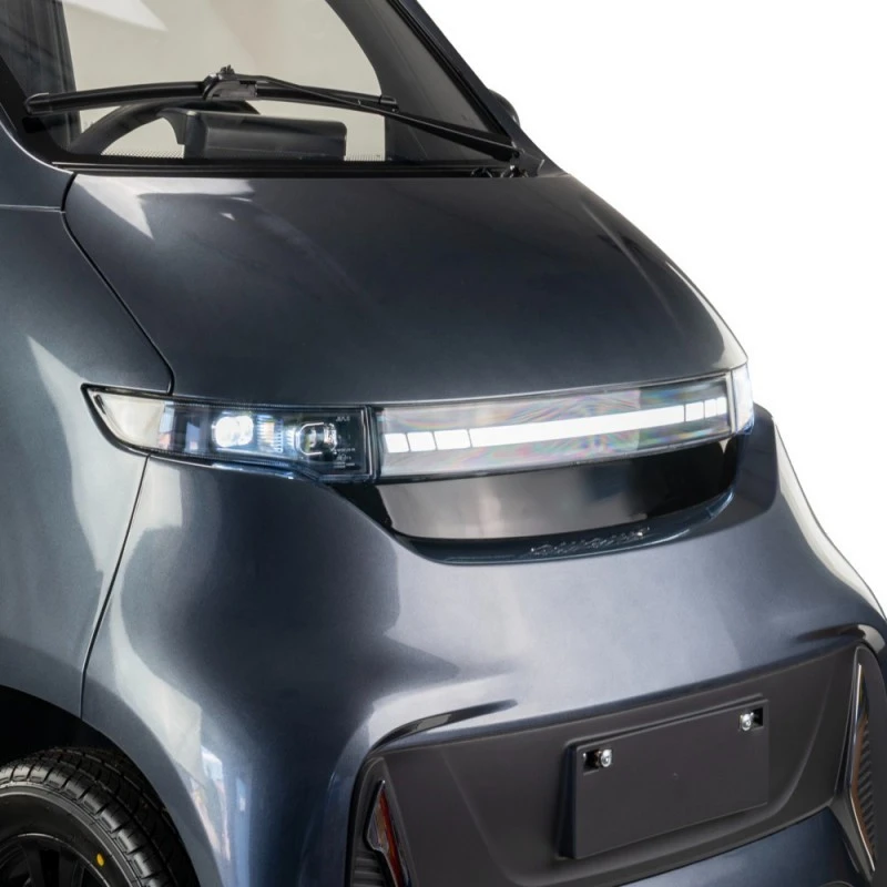 Four Wheel Enclosed Mobility Scooter6